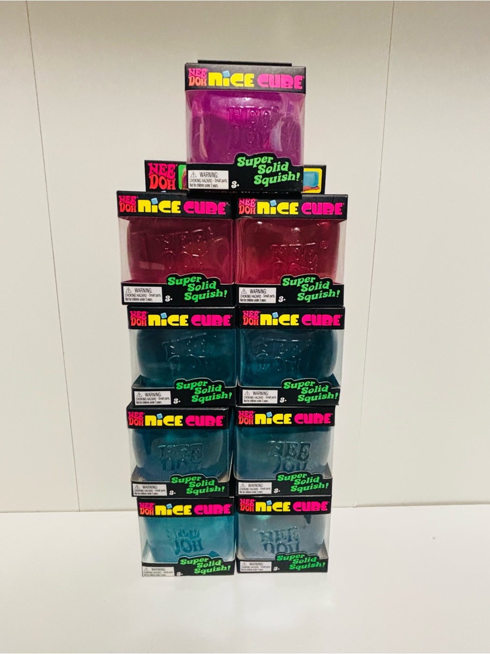 NeeDoh LOT OF 9!!! Super Solid Squish! Stress Relief Cube - Assorted Colors